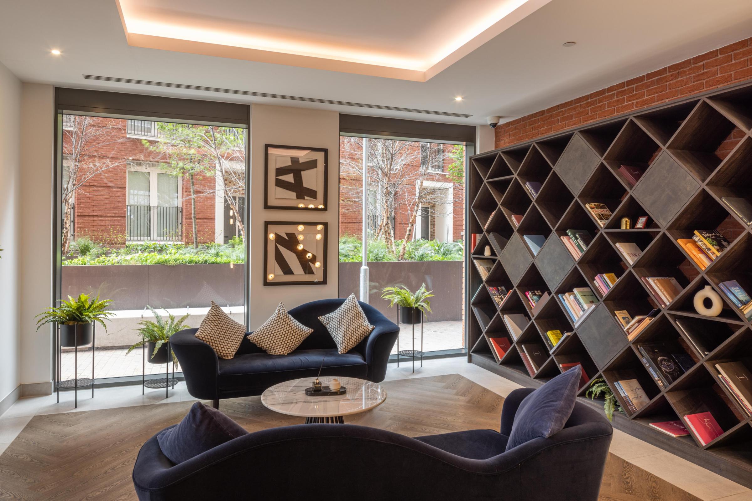 Keybridge foyer seating area