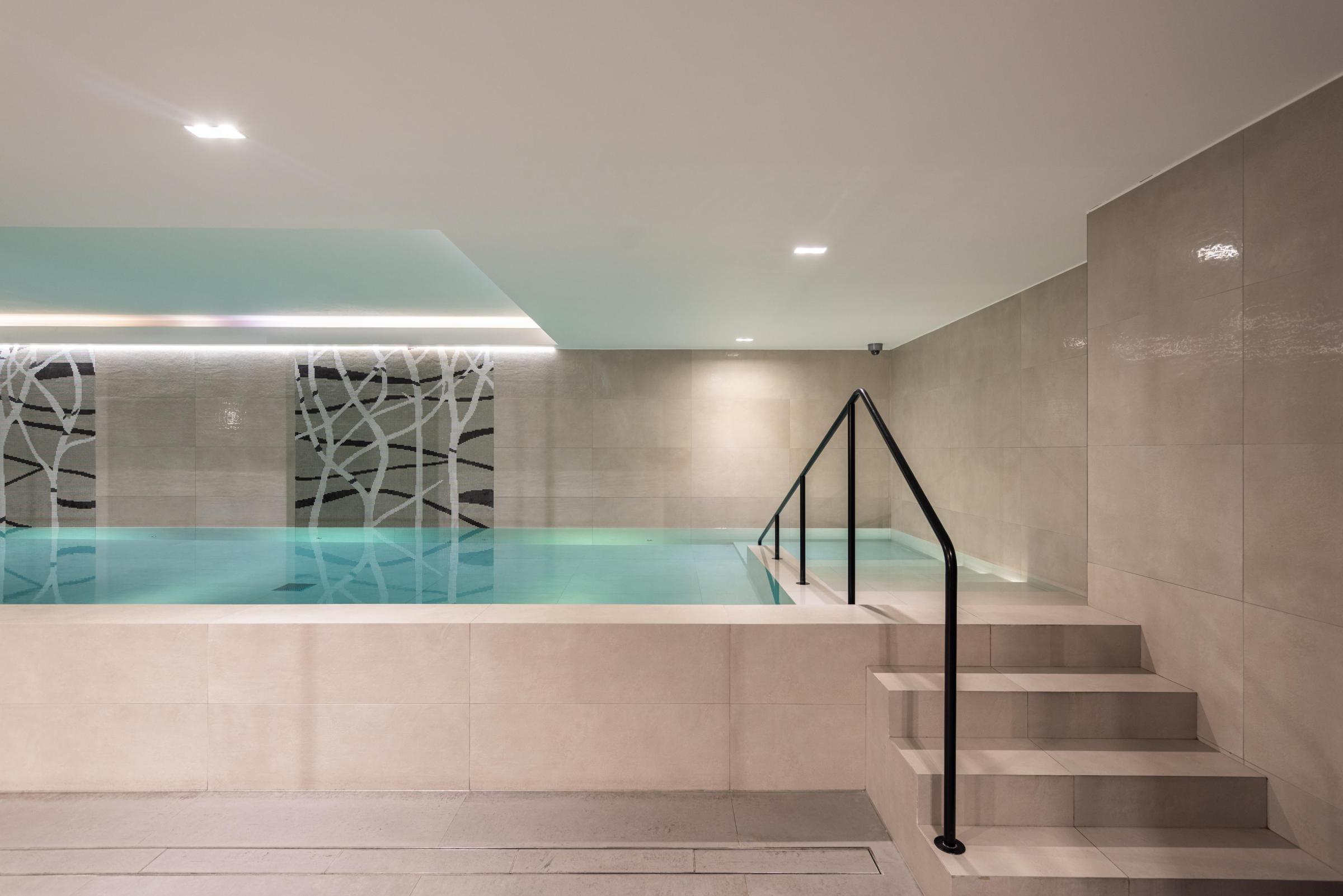 Keybridge pool