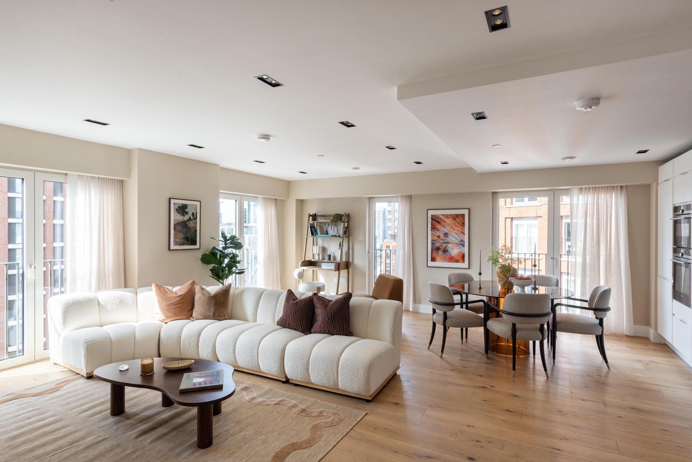 Keybridge living room