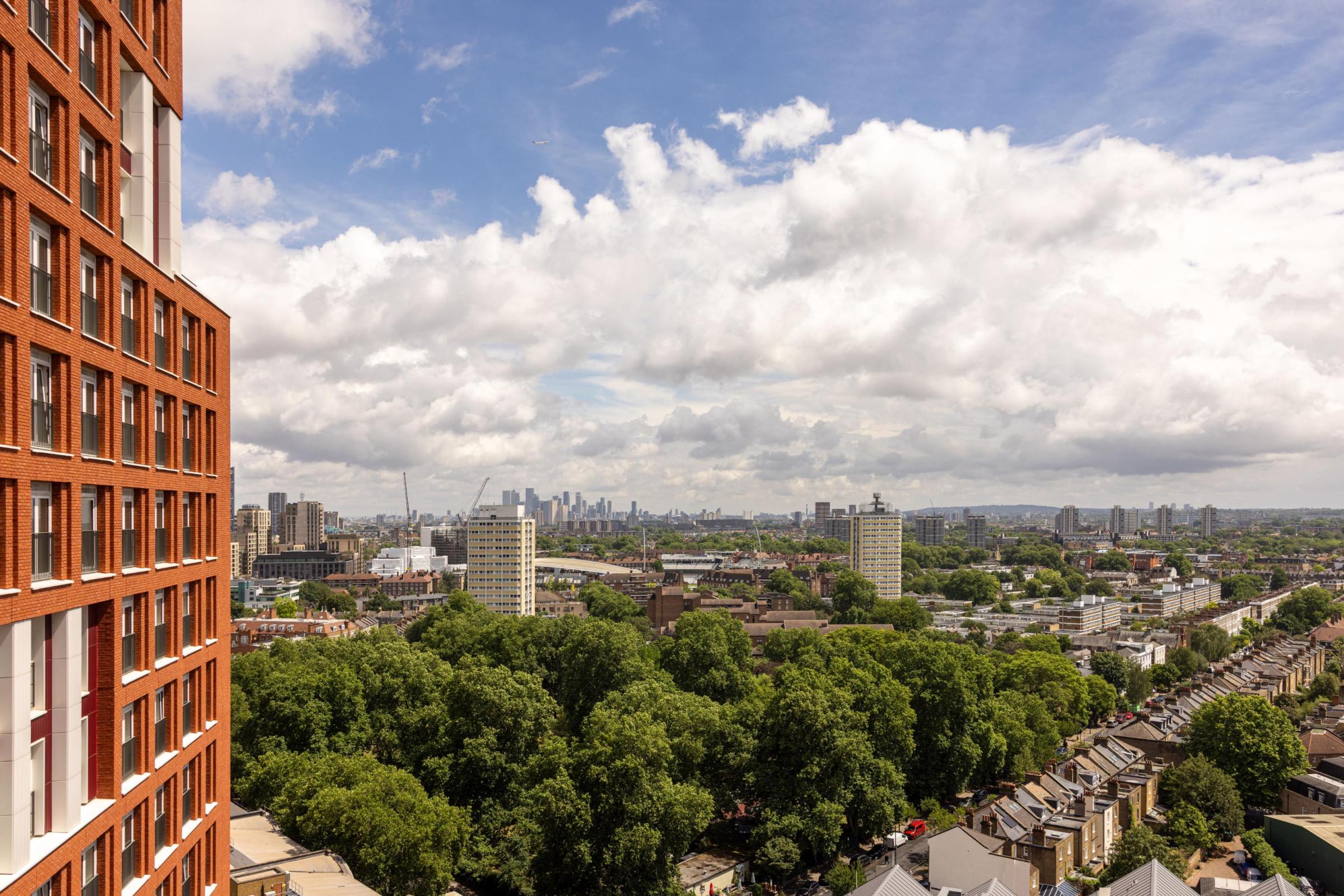 Views from 77 - 7 Exchange gardens