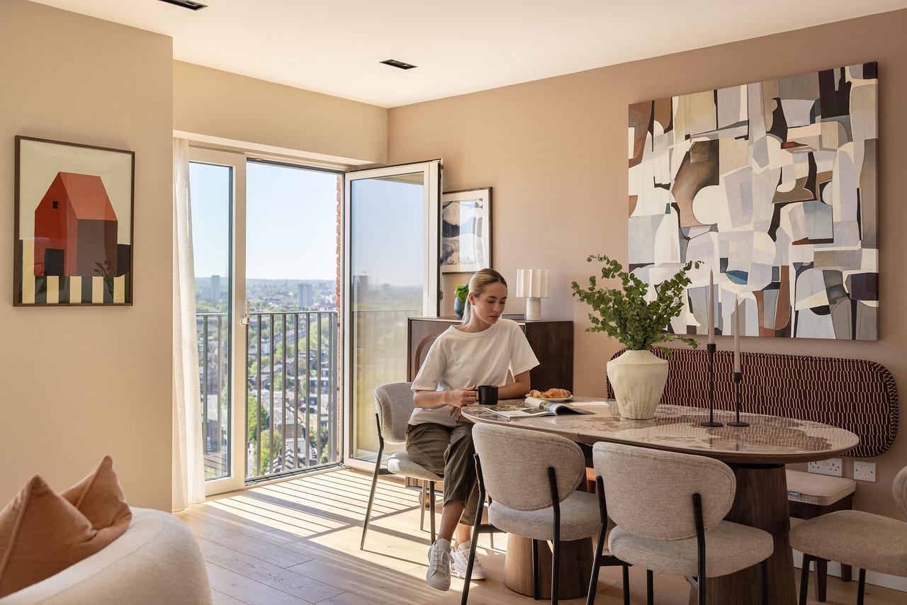 Keybridge dining  / living