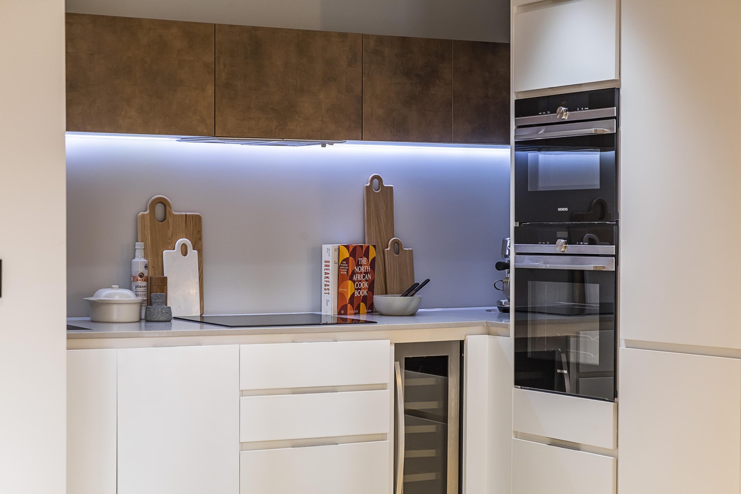 17 Exhange Gardens kitchen detail